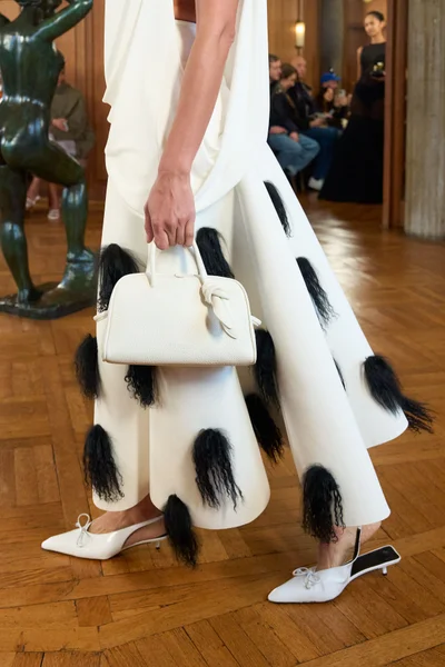 Look 67